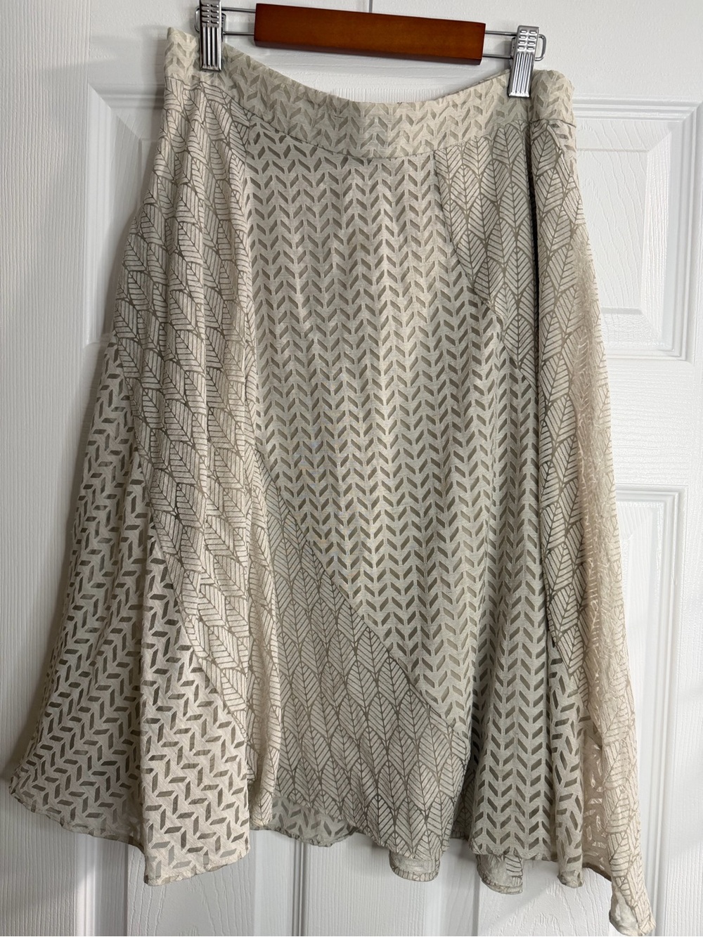 Maeve Cream Textured Chevron Skirt
